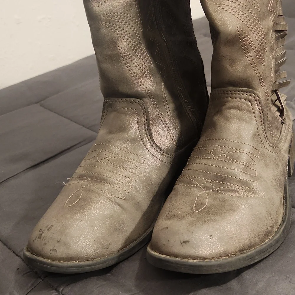 Girls Dress Boots - Picture 4 of 7